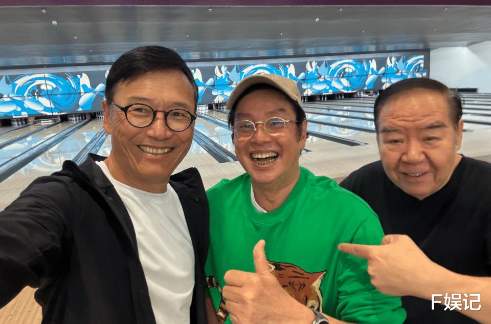 谭咏麟与苗侨伟郑则仕合影被嘲体虚 特意再次相约两人高情商回应