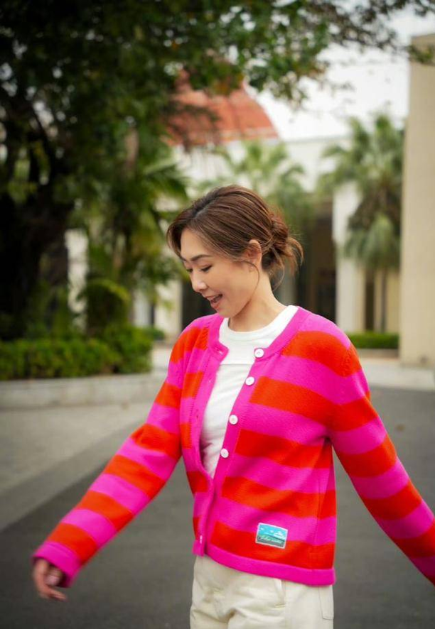 胡定欣短发惊艳全网，曹永廉一句“似阿妈”引爆网络，网友：这才是真朋友