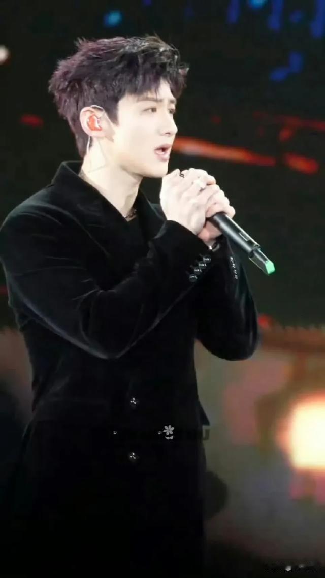 少年感十足的国民偶像洗牌，白敬亭9檀健次8吴磊7王一博6成毅第2