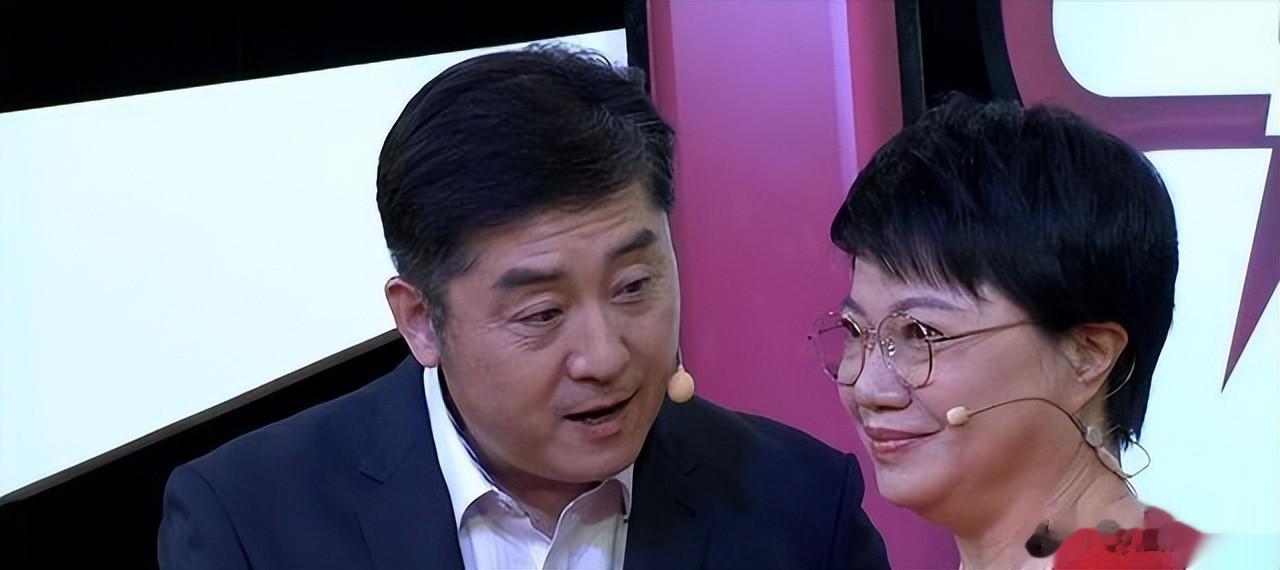 “二郎神”李建华：英俊不输焦恩俊，娶“纣王爱妃”，今现状如何