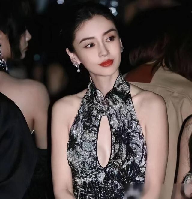 一根藤上三个瓜，内娱冷了这么久的场子又热了