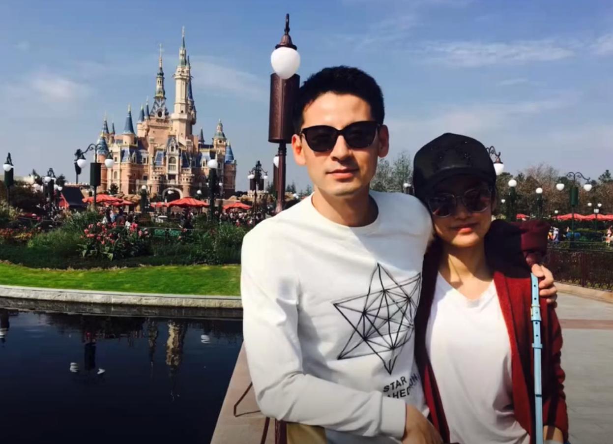 钱泳辰独自搬到杭州生活，租的房子又老又小，和吕一有3年没同框