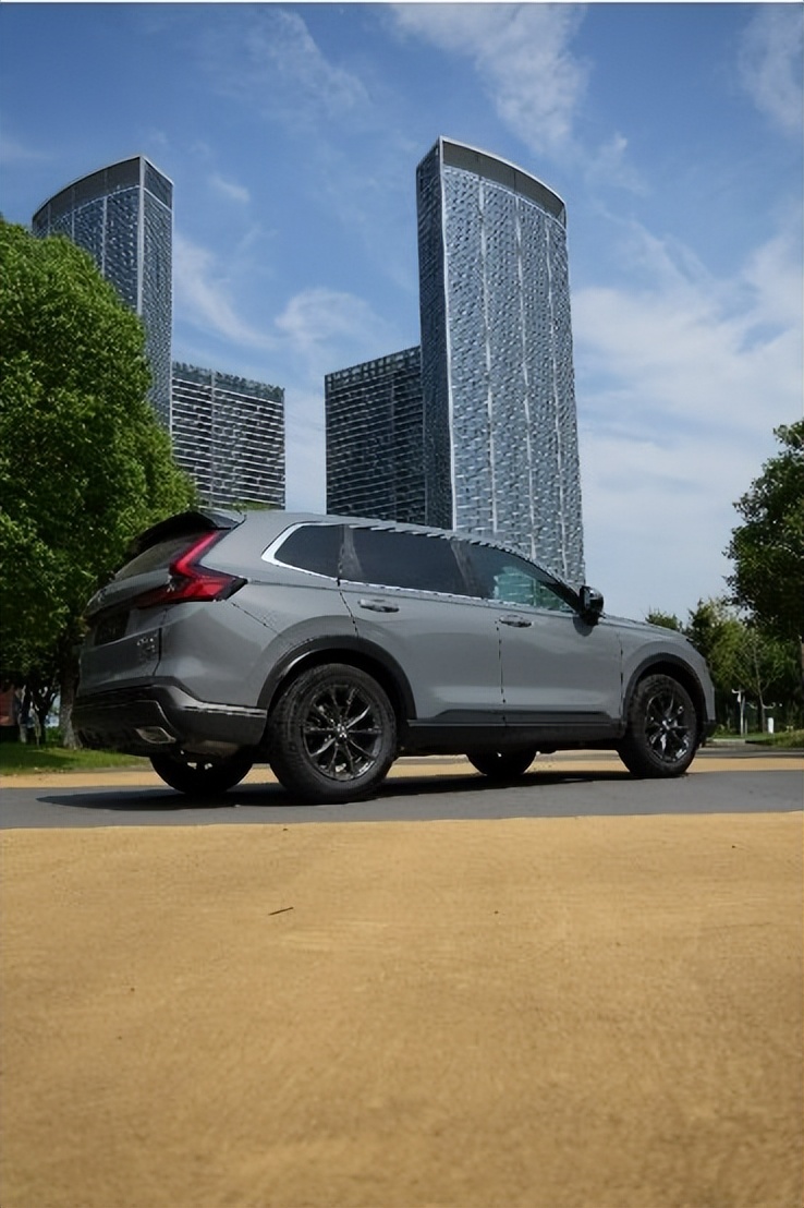 真实的长途体验，更能体现新款CR-V设计的周到