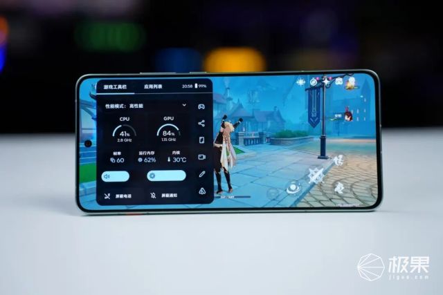 輕薄旗艦新標桿：聯想 moto X70 Air 測評