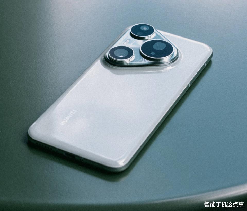 2025手機(jī)市場(chǎng)終極對(duì)決：vivo小米并列第一，華為確定周報(bào)第四！