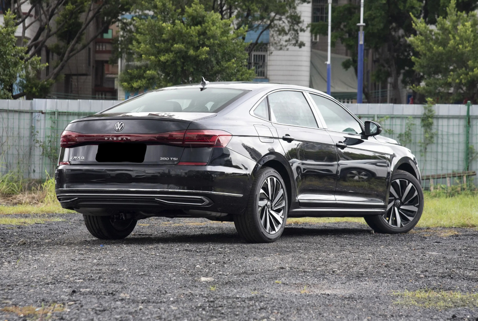 大众帕萨特再推出众款,配置新调整,起售16.45万元