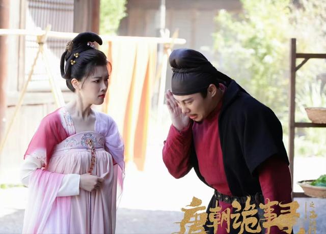 62岁刘之冰父凭女贵！34岁继女凭《唐诡》封神，生母更不得了！