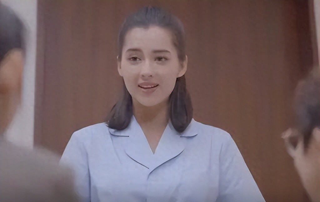 前港姐冠军承认因广东话欠佳阻碍事业,自爆患妇科病或要终生服药