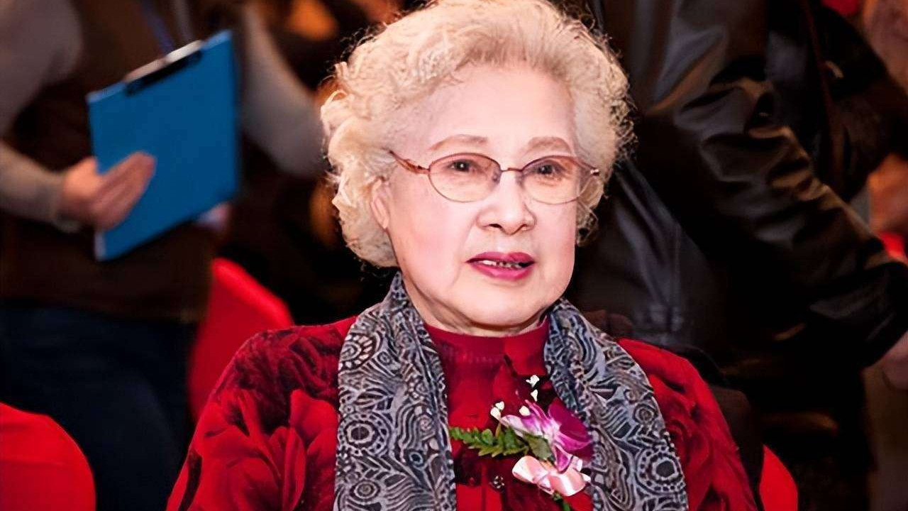 74岁秦怡晚年丑闻缠身