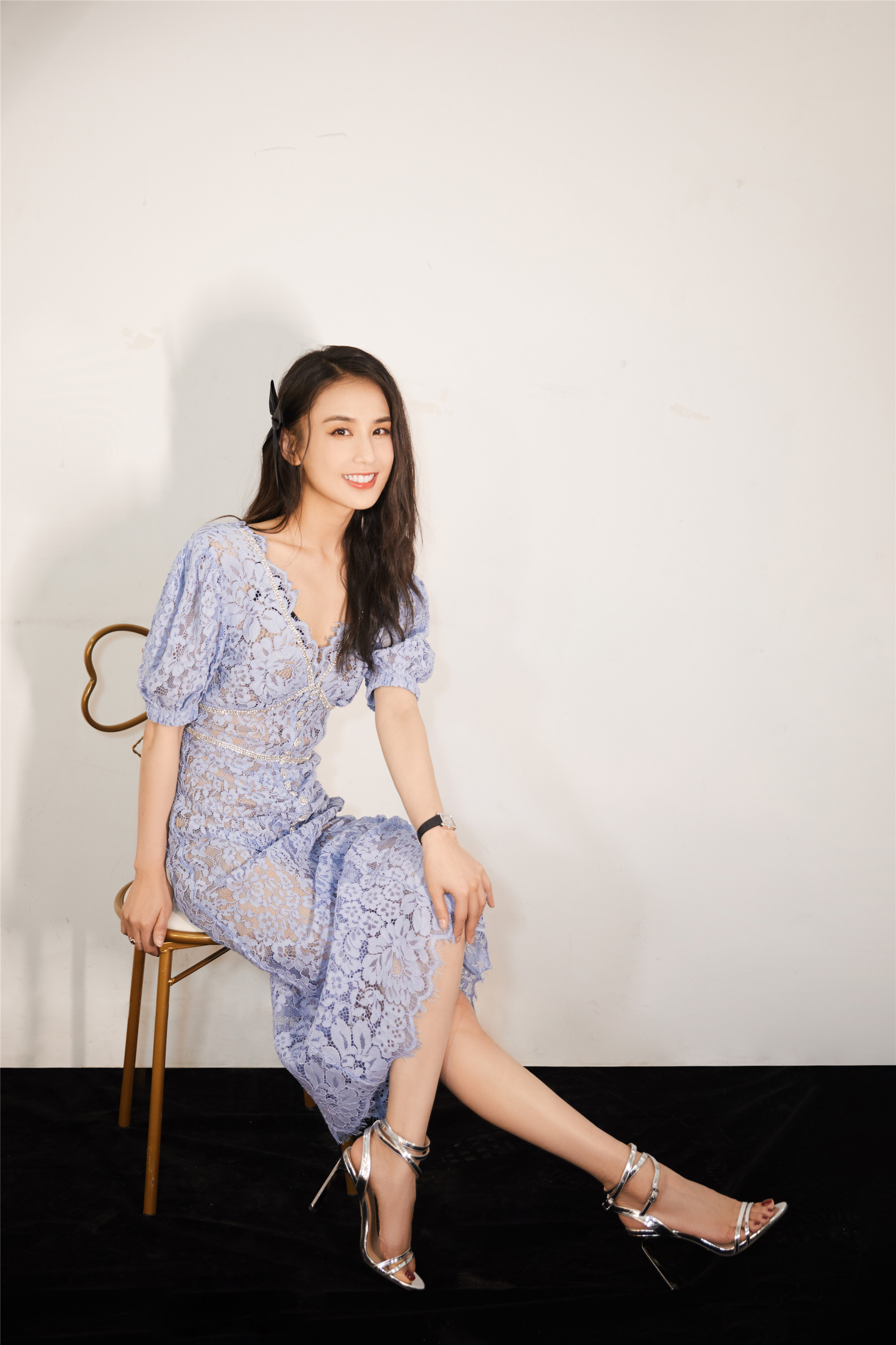 女明星，黄圣依的美脚