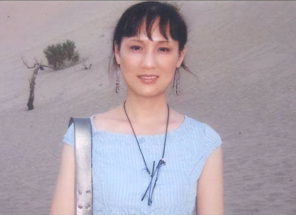 她因太美被导演收入囊中,同居27年无名分,63岁迎来自己的结局!