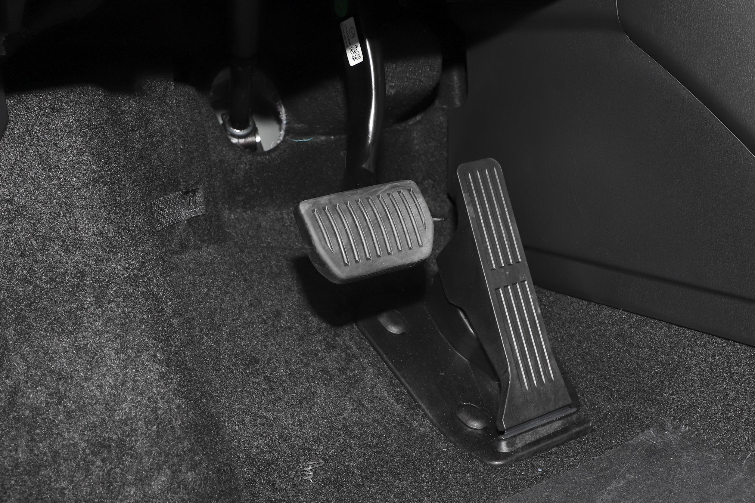 试驾长安马自达EZ-60:12万起售,操控不输传统燃油车