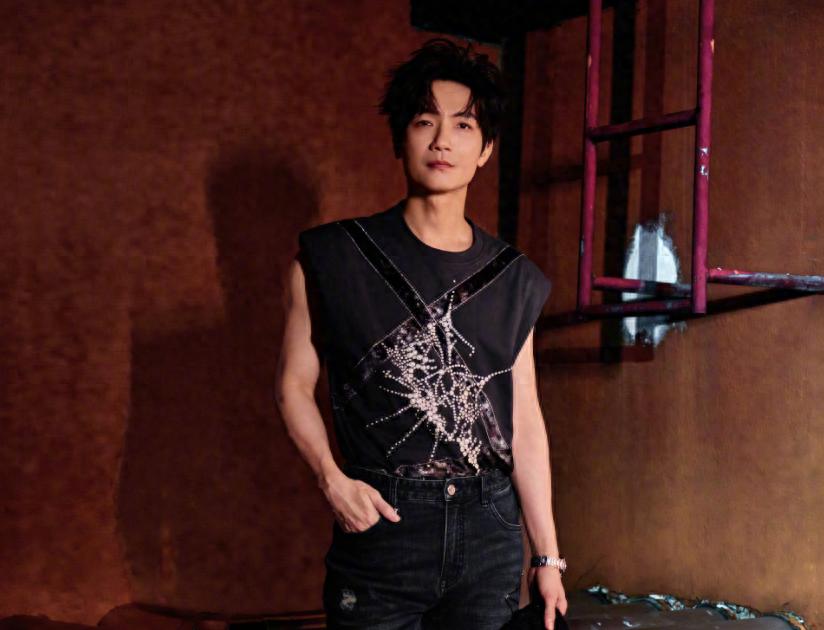 陈楚生将担任选秀“评委”?八大平台共同合作,竟是翻版超女快男