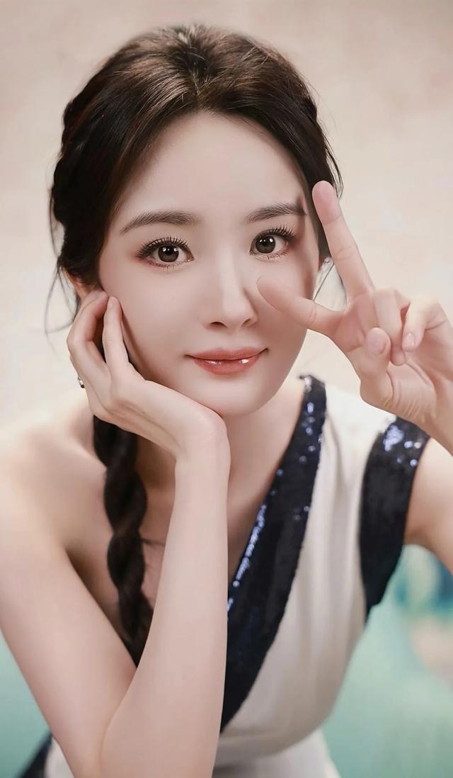 杨幂-论身材气质还得是你（图片）