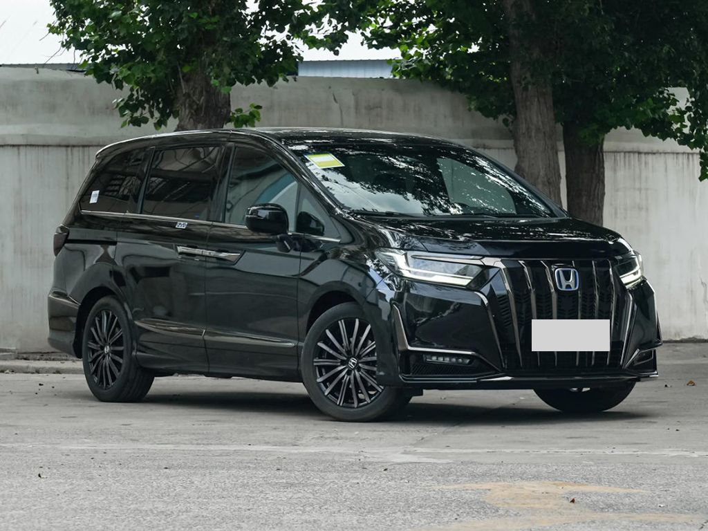 东风本田终于妥协！新款艾力绅官降3万上市，配置升级，销量能涨？