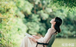 我被全村奉为先知，未婚夫却骂他们封建愚昧，然后利用我给他冲喜换命，却不知我早已看到他家的未来