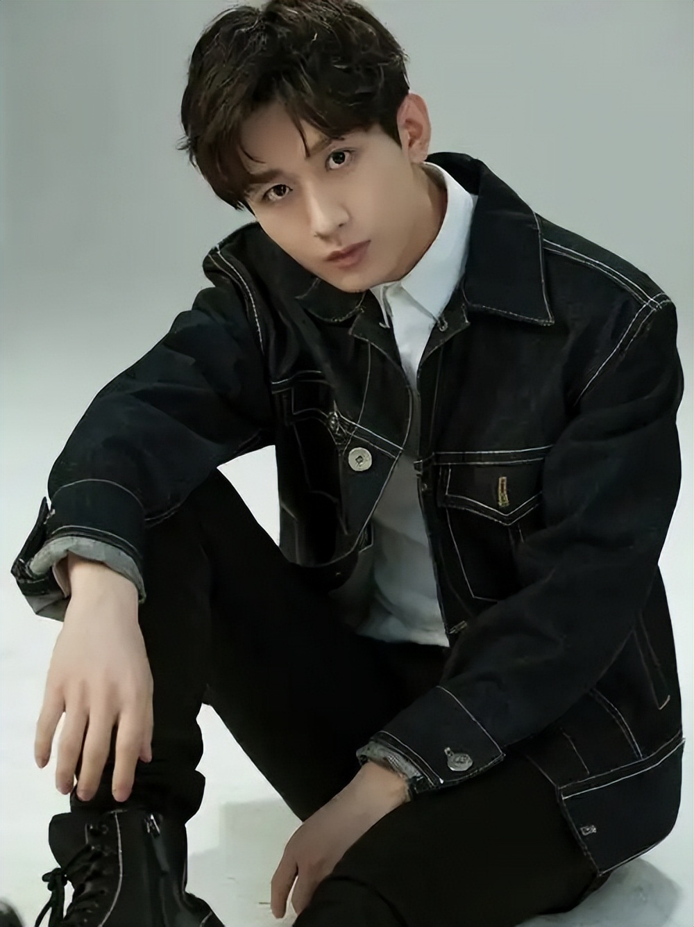 成毅风波持续发酵,知名演员本想说句公道话,不料肖战突被牵连