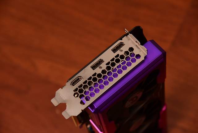 2K可光追！神器如此卡，AMD RX9060 XT全線夾擊NVIDIA！