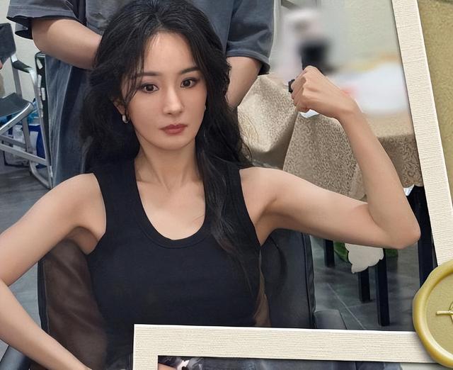 38岁杨幂健身照曝光,身材曲线完美还有肌肉,状态逆生长太绝美了