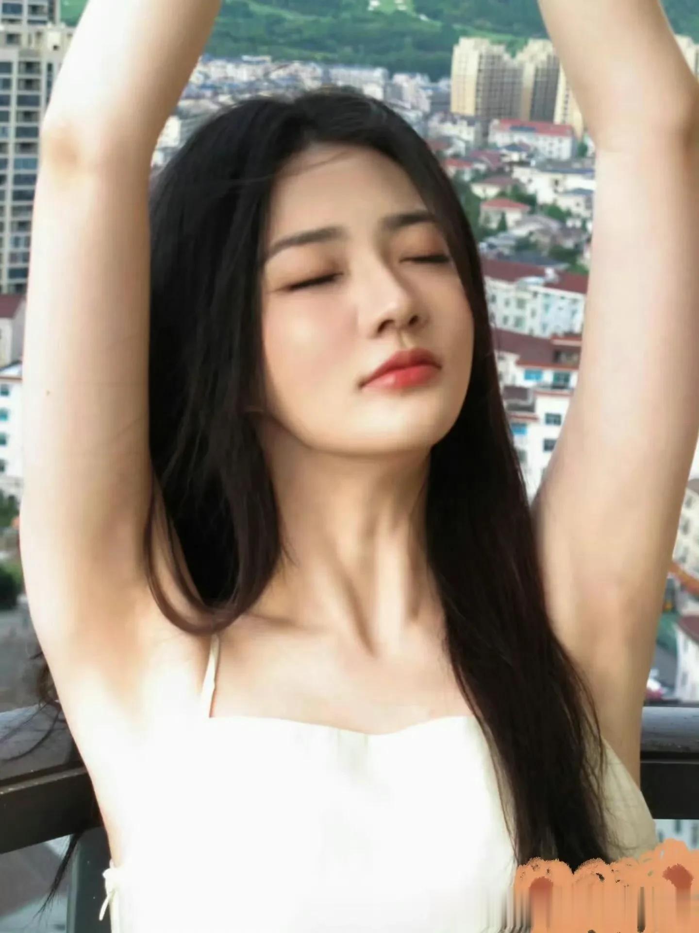 徐璐真是太勾人了