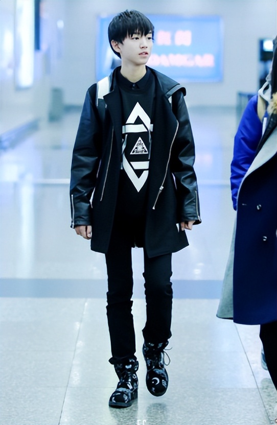 官媒发文，王俊凯再破天花板，让王源易烊千玺和整个娱乐圈沉默了