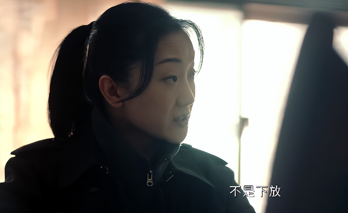 空降3集,拿下榜单第二,观众:终于有值得熬夜狂追的悬疑剧了