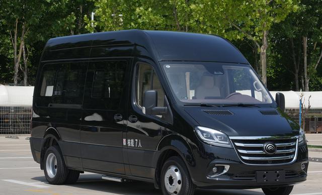 2025款宇通天骏V6正式上市,搭载2.3T柴油发动机,起售价25.38万元