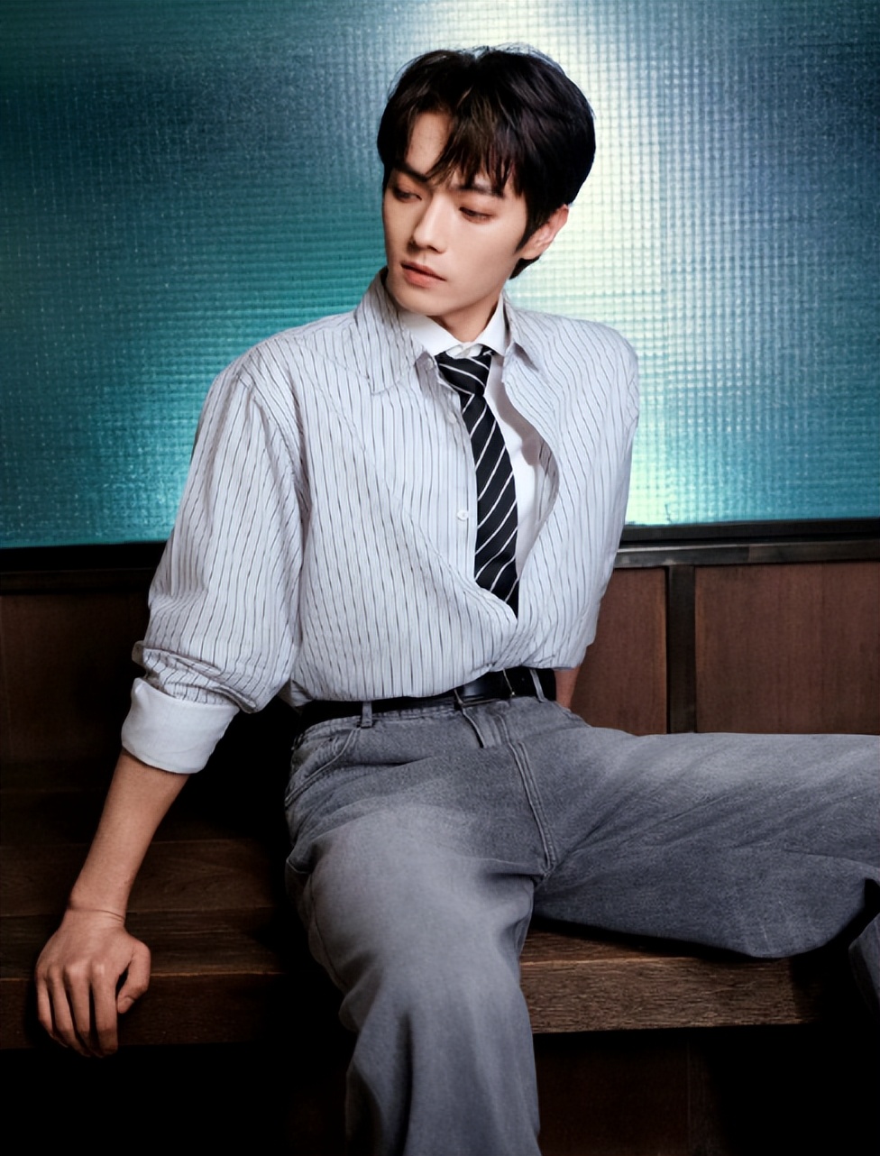 一波又起!许凯事件没完,又一乐坛泰斗遭曝丑闻,当事人已报警