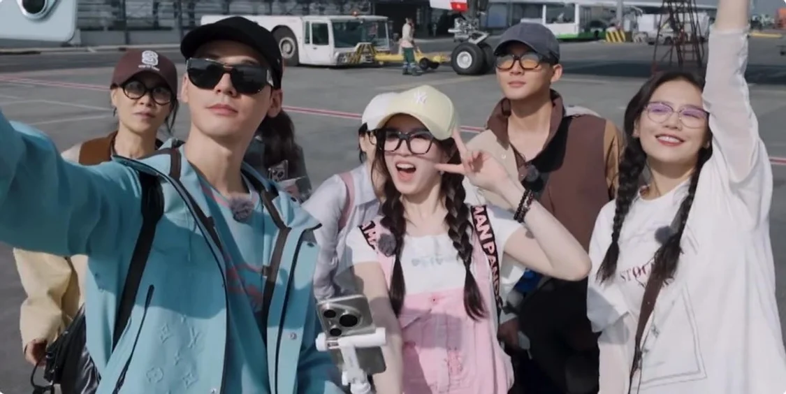 看了陈数的状态,才知道淡妆出镜也可以很优雅