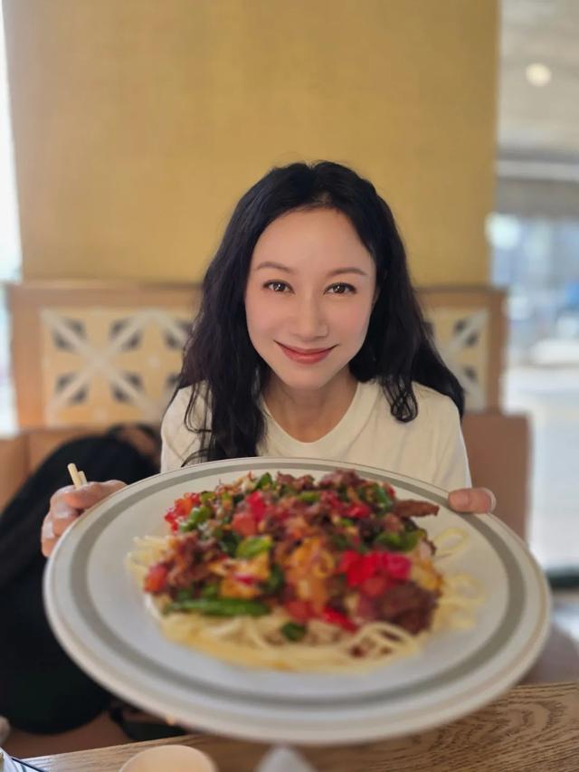 倪虹洁：我想抱抱20年前的祝无双