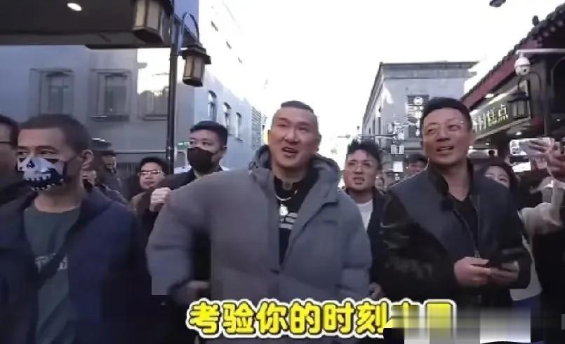 1573配米其林白招待了？馆长转头吐槽汪小菲，这波操作太塑料！