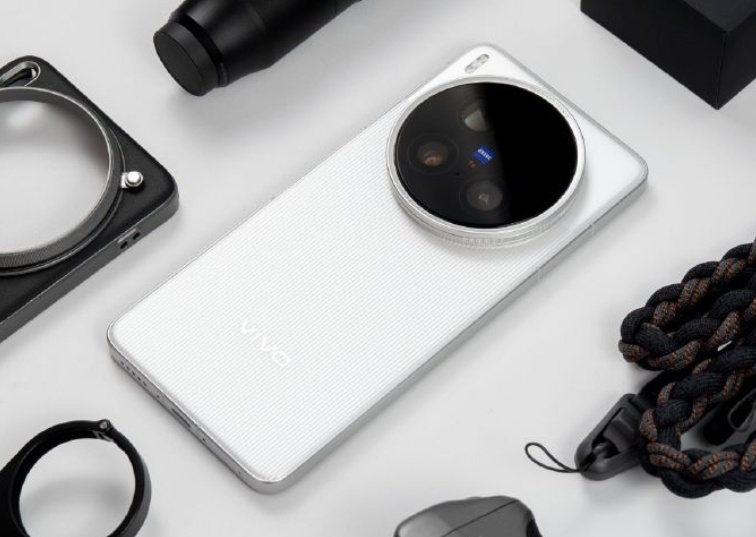 vivo影像機皇“變相降價”，16GB+1TB+2億像素，終于等到了