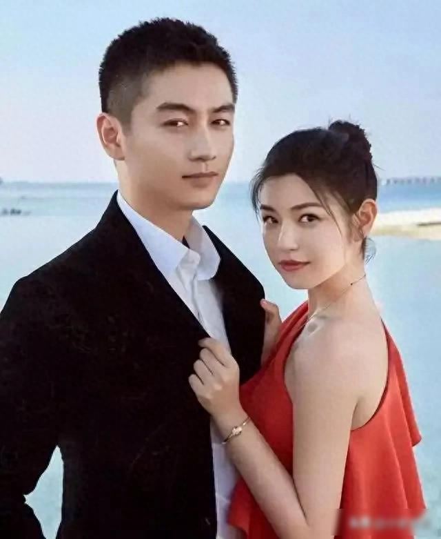 拉扯升级！知情人爆陈妍希爸爸送陈晓二手衣服，网友：太膈应