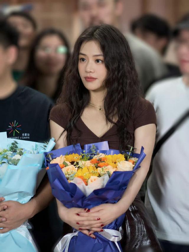 妈呀马思纯瘦了这么多,如今暴瘦20斤,差点没认出来,真的太美了