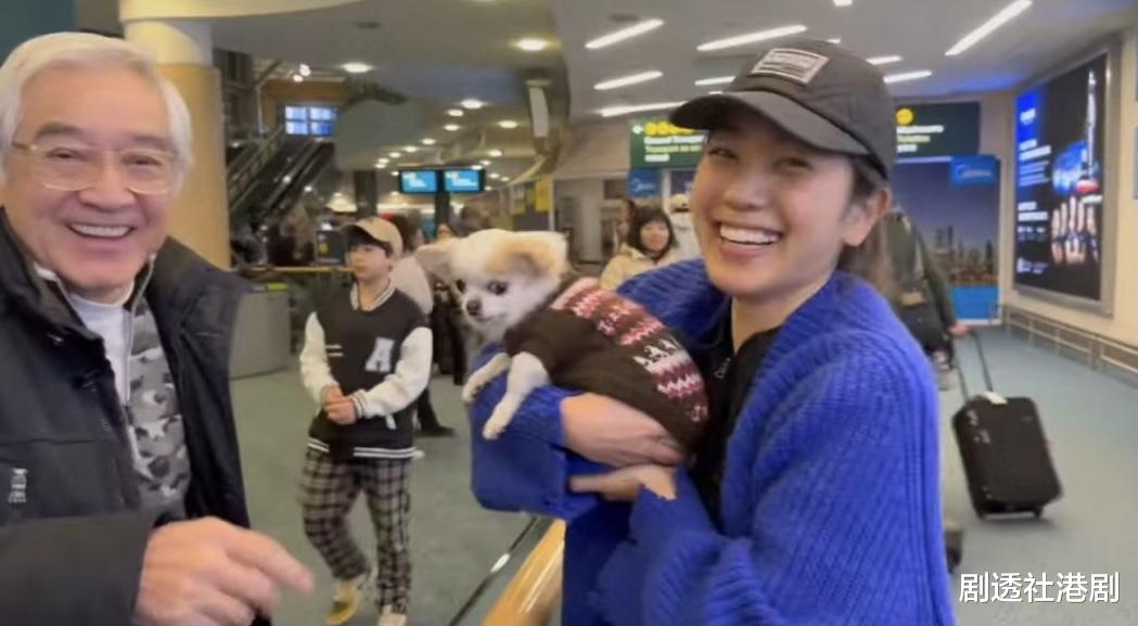 知名港星加拿大豪宅曝光!女儿在露天花园打雪仗,去年宣布离巢