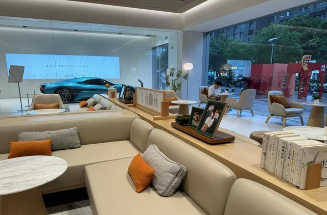 蔚来汽车有没有“未来”?会继极越、高合、哪吒后倒下吗?