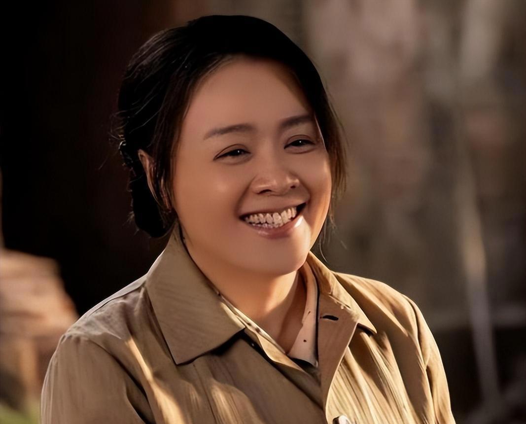 《六姊妹》这部剧里，他俩竟然是两口子？！这波狗粮我先干为敬！