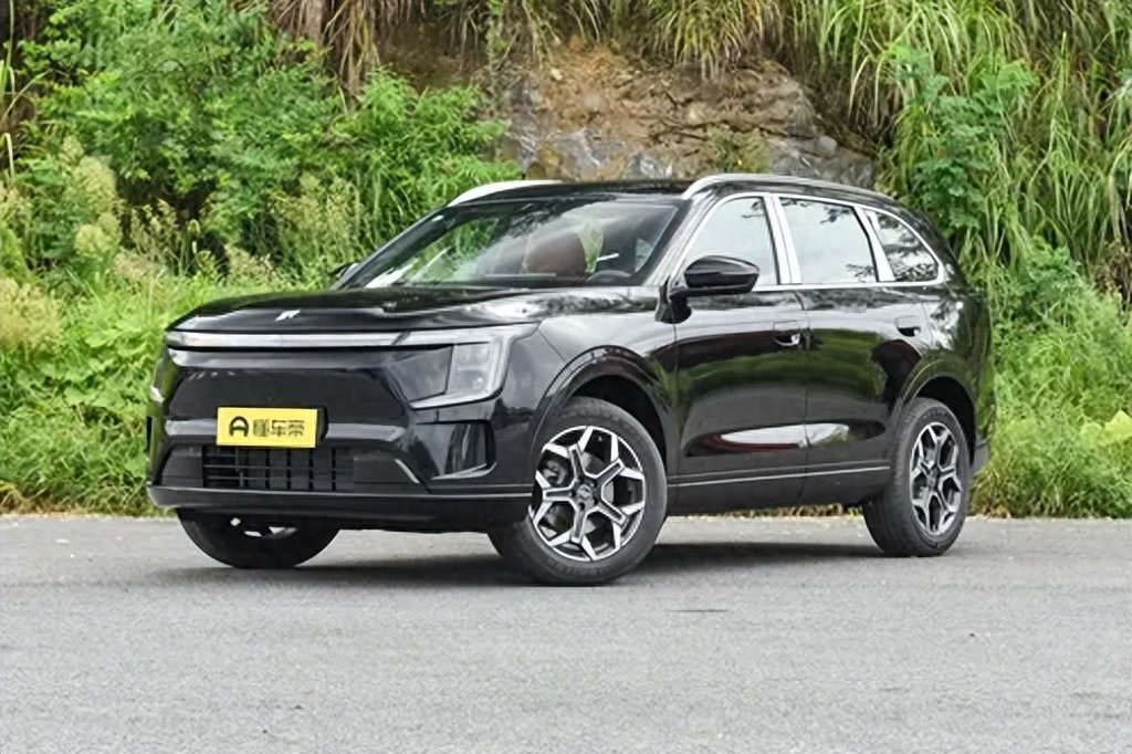 15万级插混SUV实测,这台车居然能冲到前三,确实有点东西