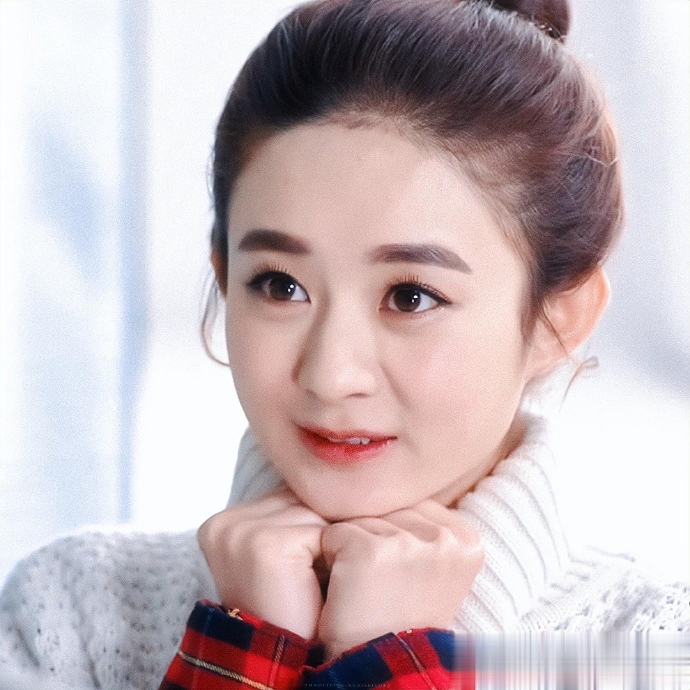 不装了！赵丽颖恋情传闻真相大白仅7月 官宣两大喜讯 冯绍峰说对了