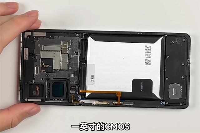 魅族也要开始发力影像了? 疑似一英寸底工程手机曝光