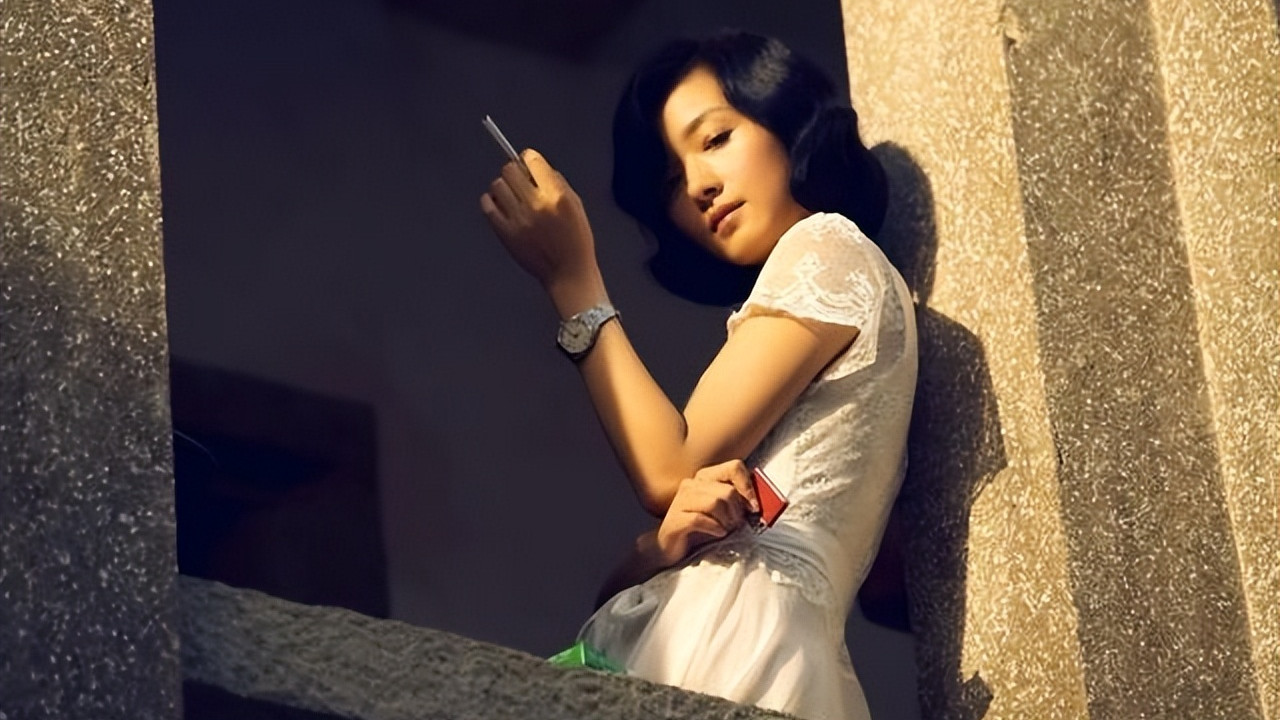 万茜被誉为最干净的女演员