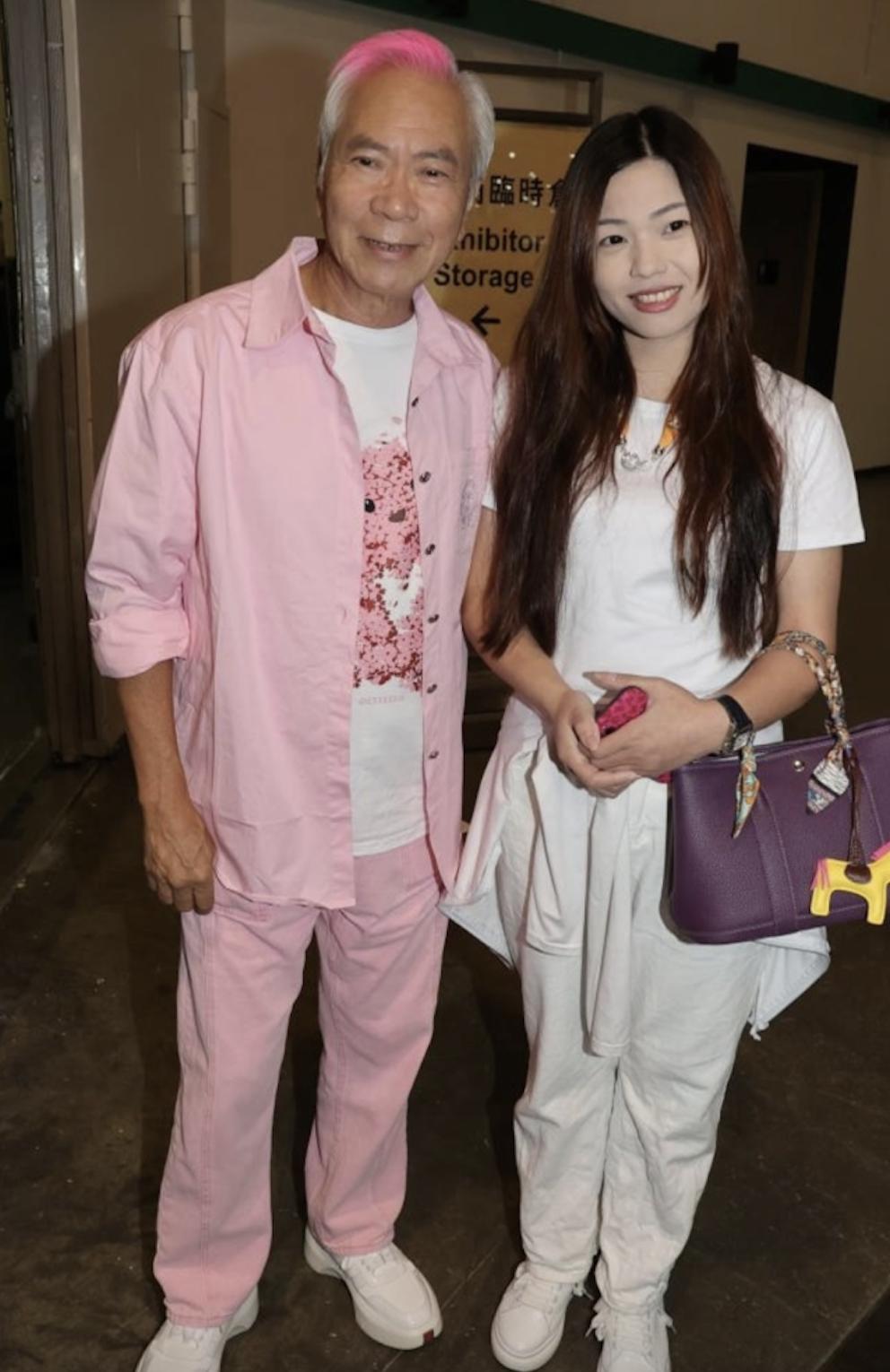 75岁港星曝前女友与内地丈夫办离婚，称仍好爱对方，不排除会复合