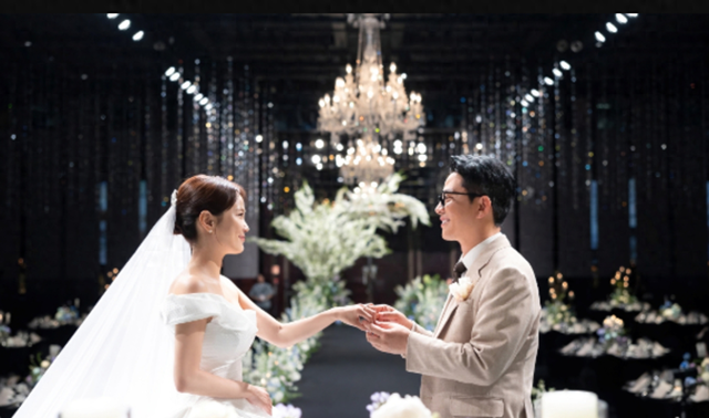 韩娱圈“世纪婚礼”,现场1200位宾客,刘在石宋智孝都是座上客