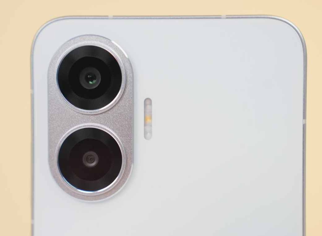 红米努力冲销量,7550mAh+金属中框低至1486元起,跑分可达240万