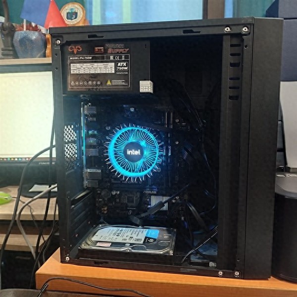 上百倍溢價！花124萬買下一臺主機：實際可能就值幾千塊