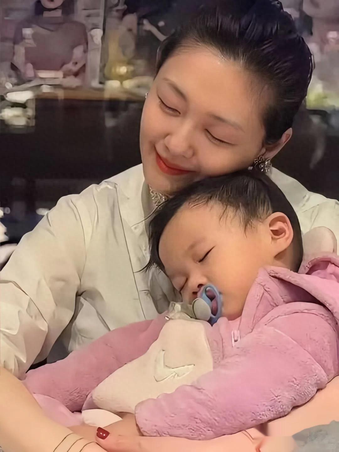 大S太明智！生前将儿女委托给马筱梅，俩人真实关系曝光，太意外