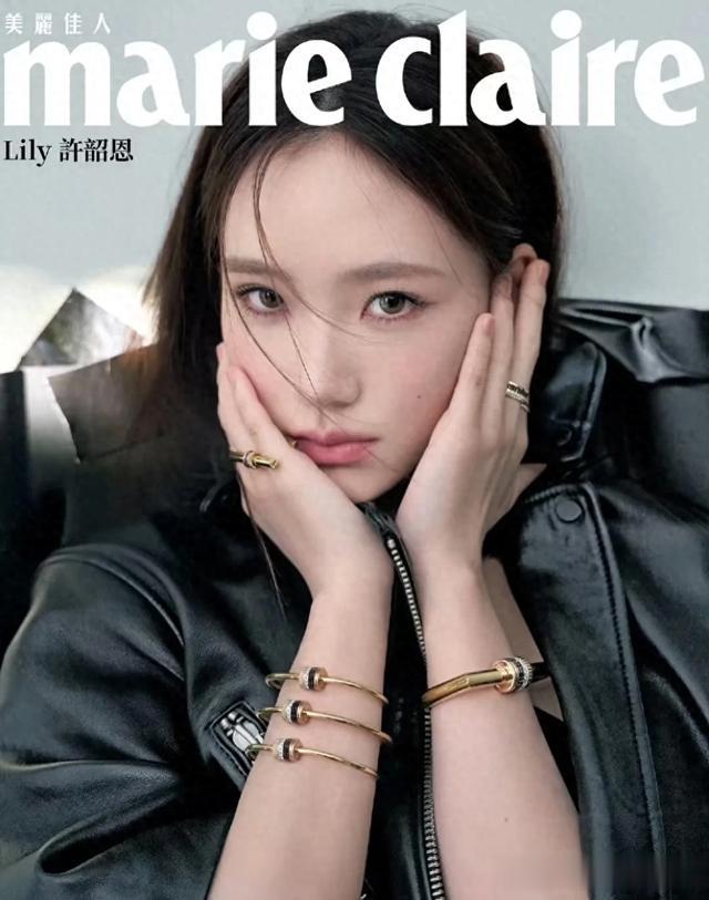 小S女儿Lily拍大片,讨好感消失变松弛,气场全开向妈妈靠拢