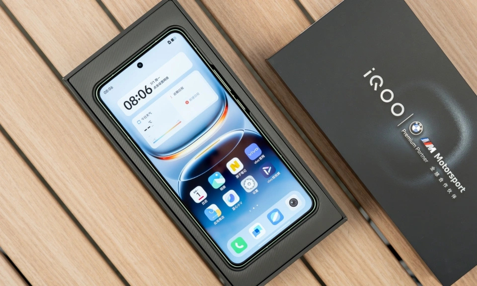 vivo豁出去了，16GB+1TB跳水1500元，頂配版旗艦跌至“清倉價”