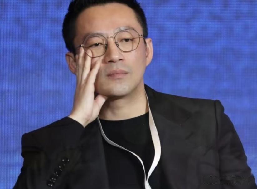 汪小菲喊话起诉副总！晒出离婚裁定书，暴露大S隐私遭痛批