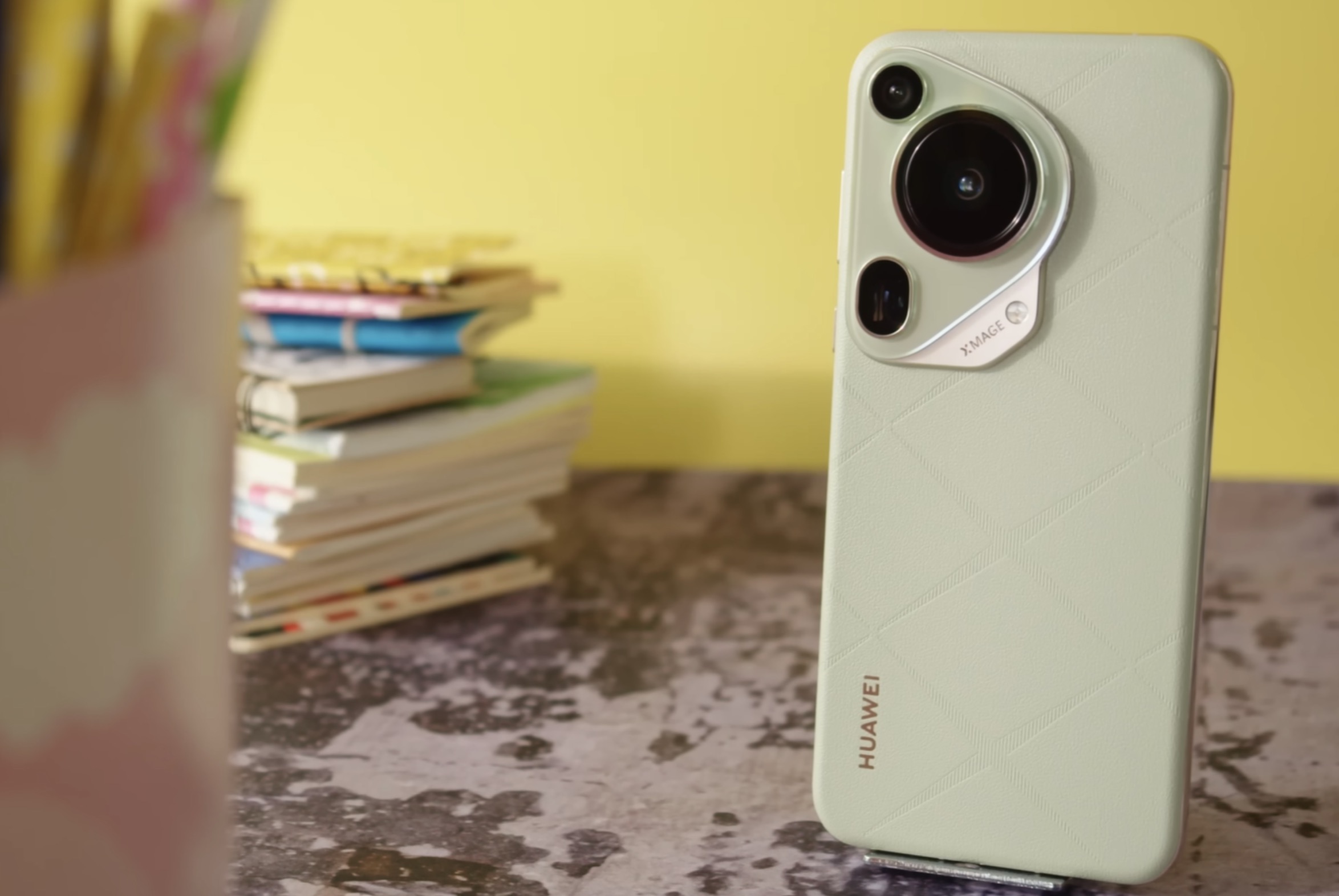 華為放棄高利潤！頂級拍照手機突降3650元，16G+512G+雙衛星通信